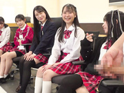 DNJR-160 女子●生ハーレムオナサポ学園 J●による正しい射精レッスン！  皆月ひかる 南日菜乃 川栄結愛 宮西ひかる 橘未来 - 1of5
